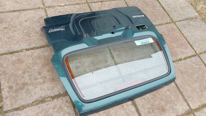 Suzuki Jimny – Dveře kufru celoplech zelené