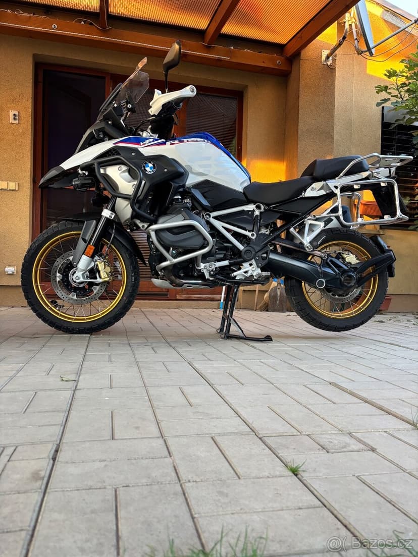BMW R1250GS