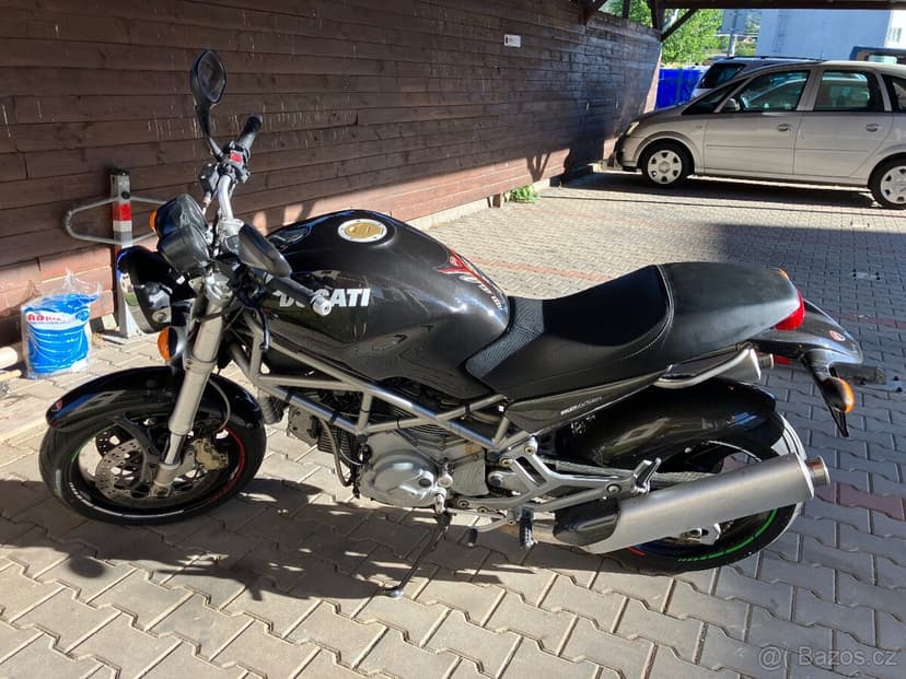 Ducati Monster 800ie