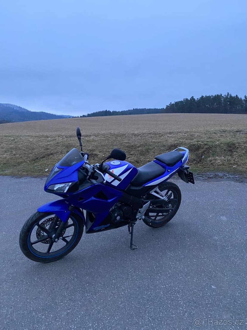 Honda cbr 125