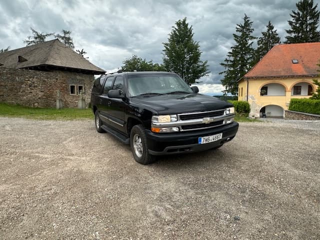 Chevrolet Suburban 5,3i V8 4x4 r.v. 2003 i na splátky všem