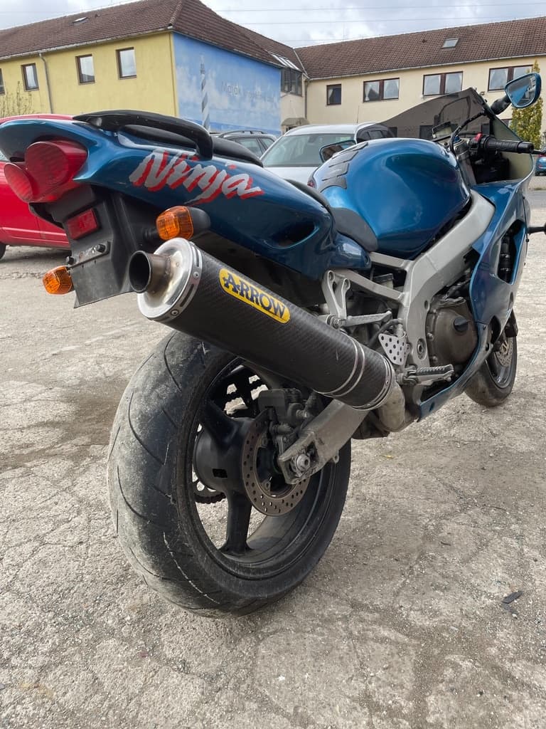 Kawasaki ZX 900 Ninja, rok 2000, s CZ doklady