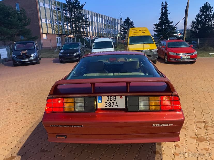 CHEVROLET CAMARO 5.7 RZ BÍLE CZ