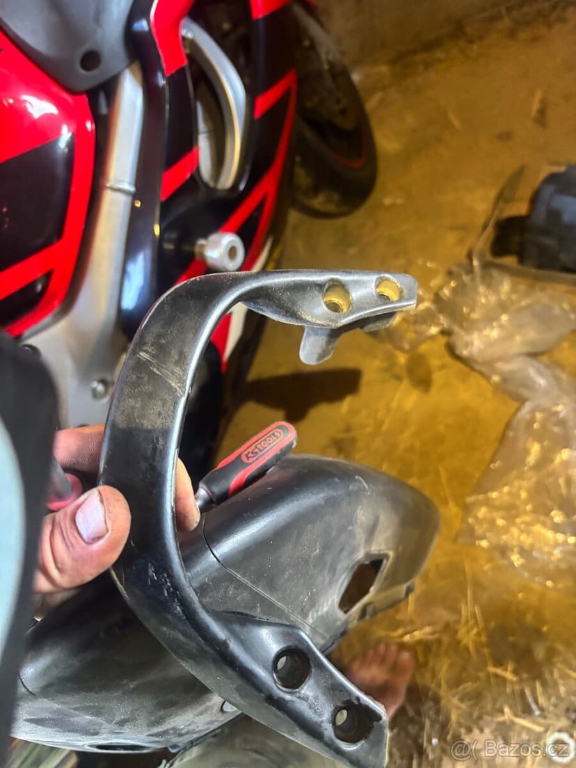 Podsedadlova kapota zadni svetlo Honda CB600F Hornet 98-02