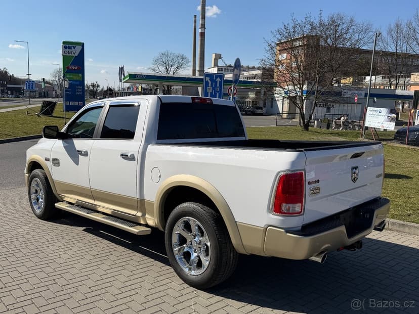 Dodge RAM 1500 Long Horn—5.7 V8 HEMI—2016—4x4—132.000km