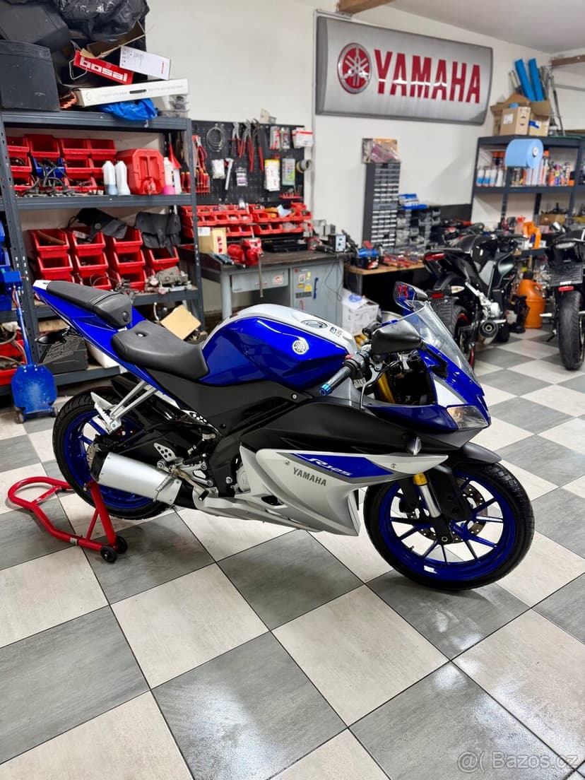 Yamaha YZF-R125 2015 23000KM TOP STAV ZÁRUKA