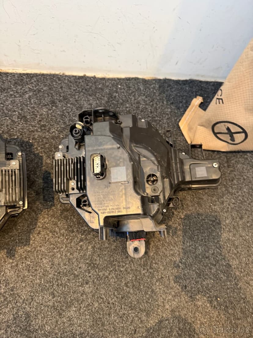 Ford Bronco světla 2023 led