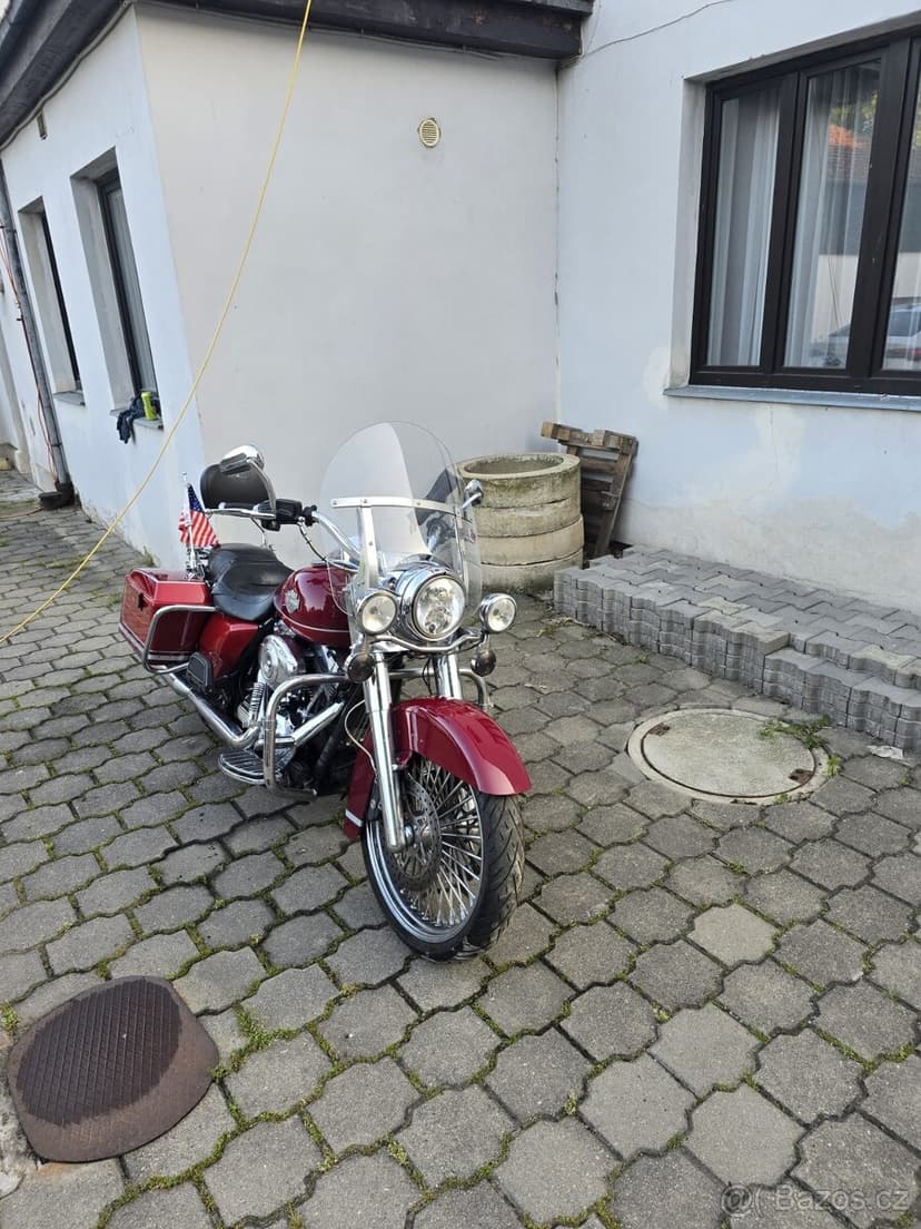 Harley davidson Road king FLHR 103
