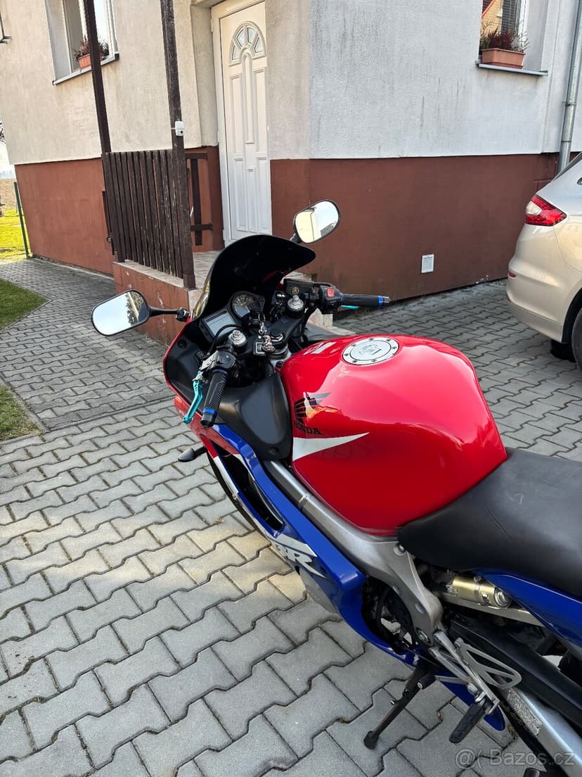 HONDA CBR 600F