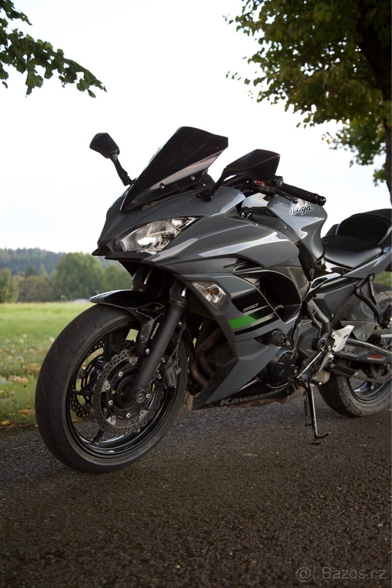 Kawasaki ninja 650 a2