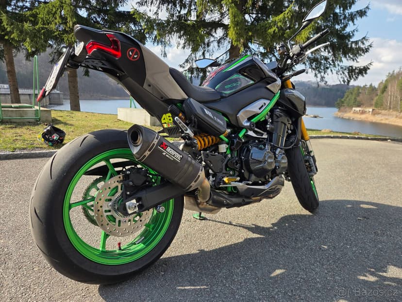Kawasaki Z900SE 2025