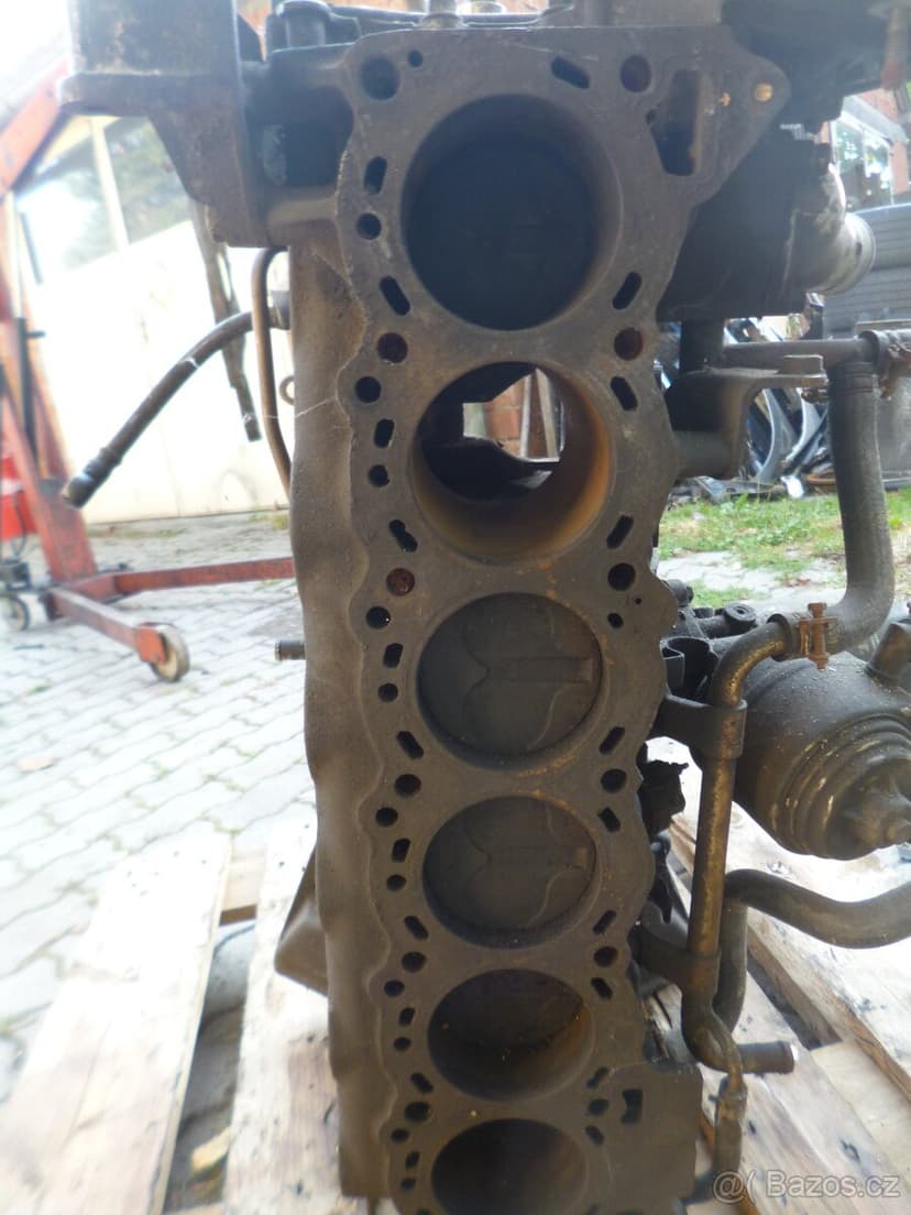 Blok motoru 2,8TD Nissan Patrol Y60