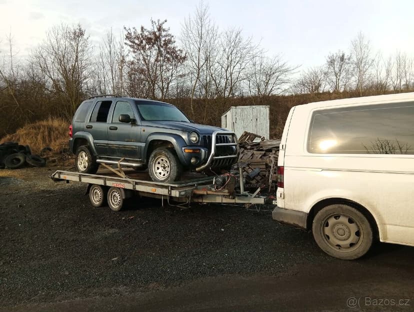Pevnostní nárazník z Jeep Cherokee / Liberty KJ