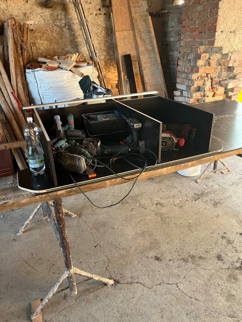 Vestavba Land Cruiser 100