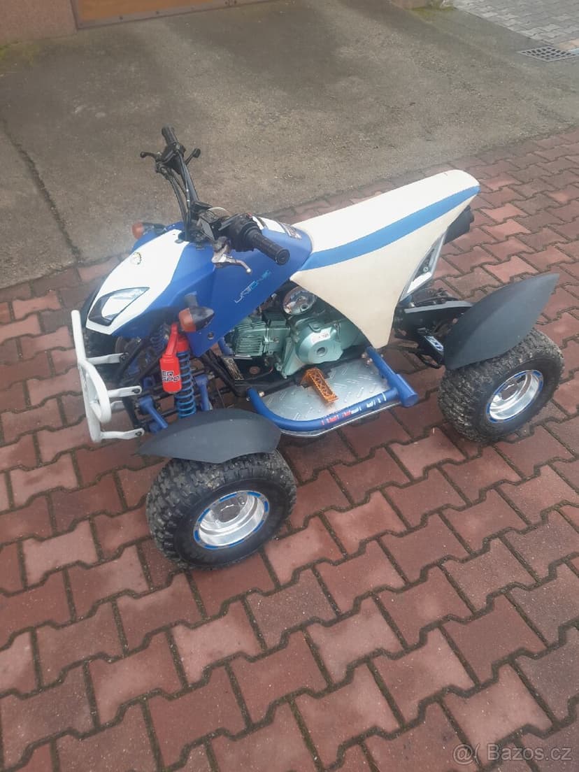 Dětská čtyřkolka