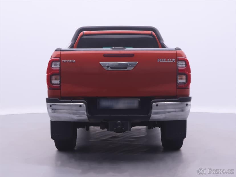 Toyota Hilux 2,8 D-4D 150kW Executive DPH (2021)