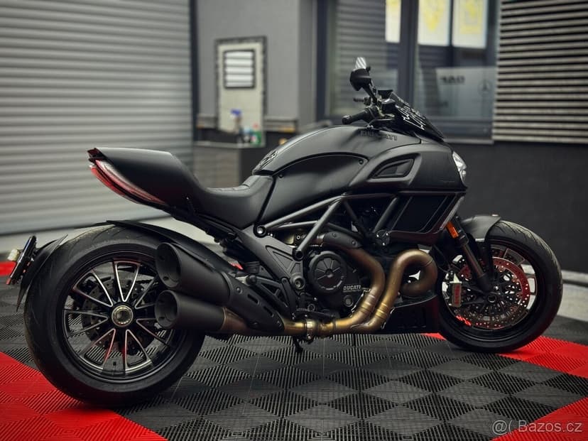 Ducati Diavel Carbon 2017