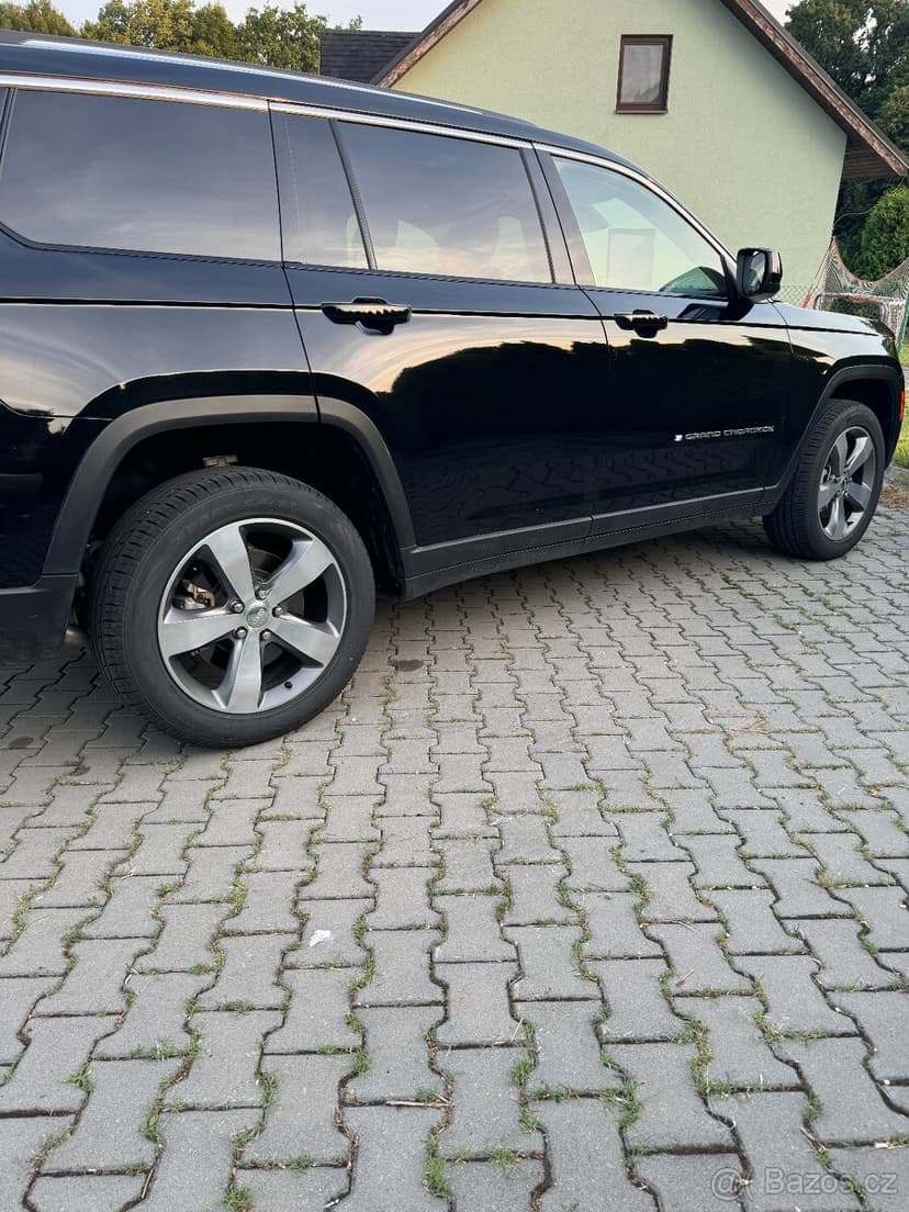 Jeep Grand Cherokee, 3.6, Laredo, 4x4, 2022