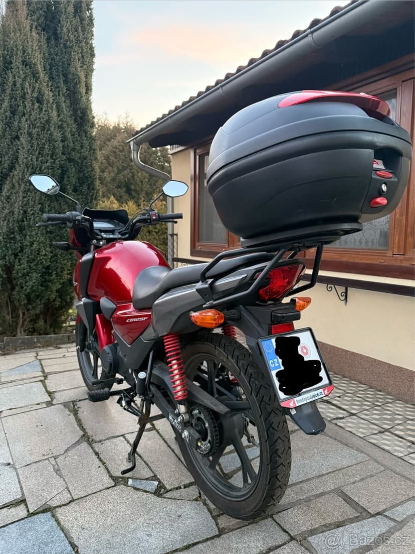 Honda cb125f