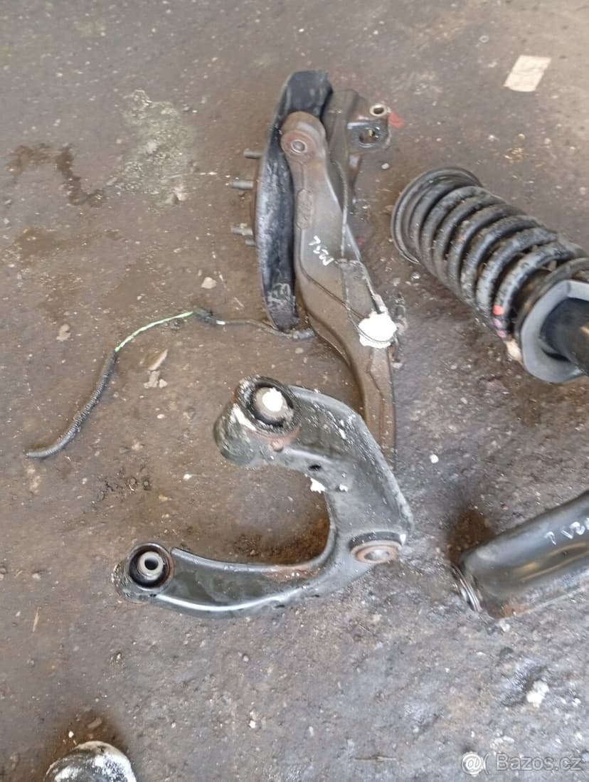 NISSAN NAVARA D23, RENAULT ALASKAN 2,3DCI ULOŽENÍ PŘED. KOL