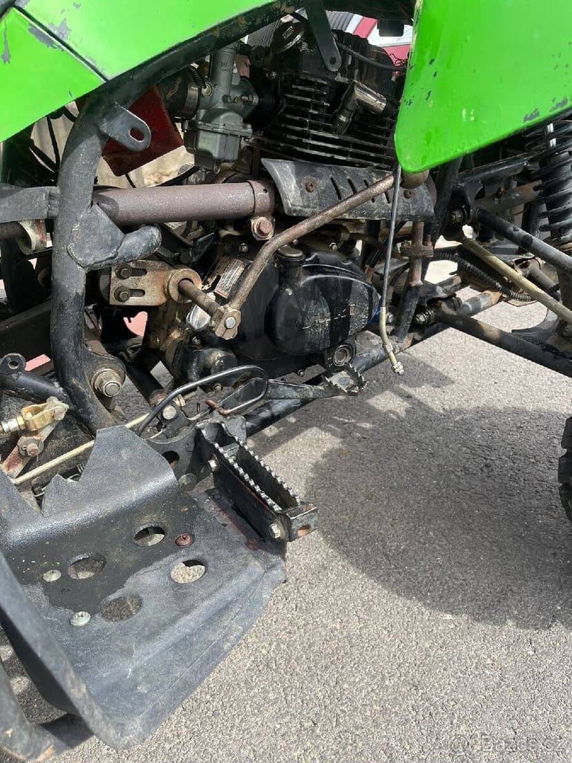 Prodám čtyřkolku Yuki 200 bez TP