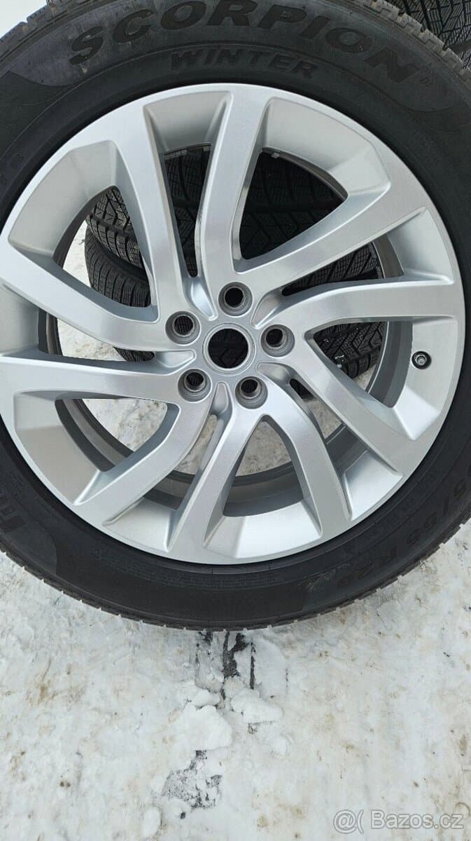 Originál Land Rover ALU kola R20 5x120 + Pirelli