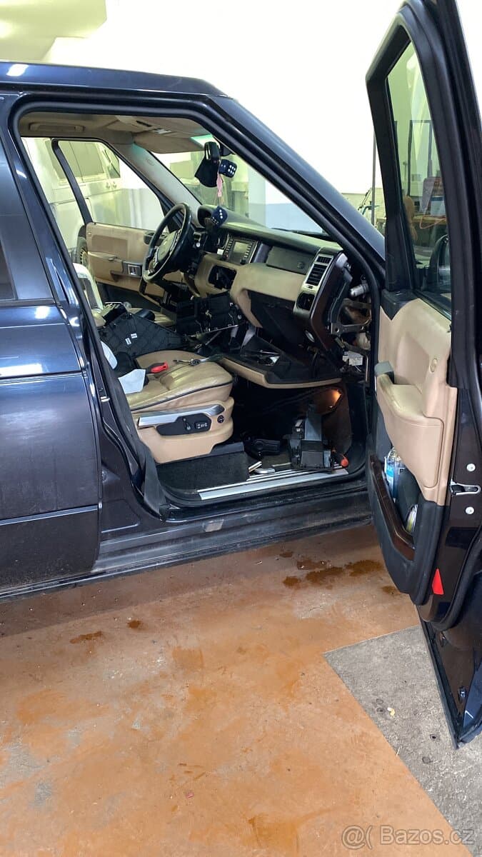 Range Rover l322 celek nebo náhradní díly