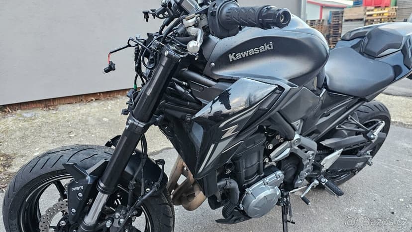 Kawasaki Z900 r.v. 2017 (Havarovaná)