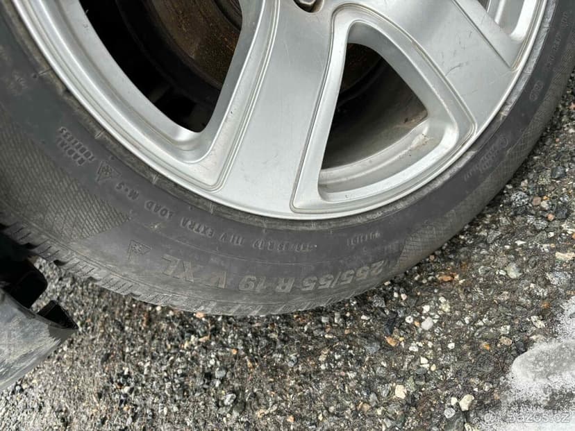 Land Rover Discovery 3 na NÁHRADNÍ DÍLY 2,7 tdv6.