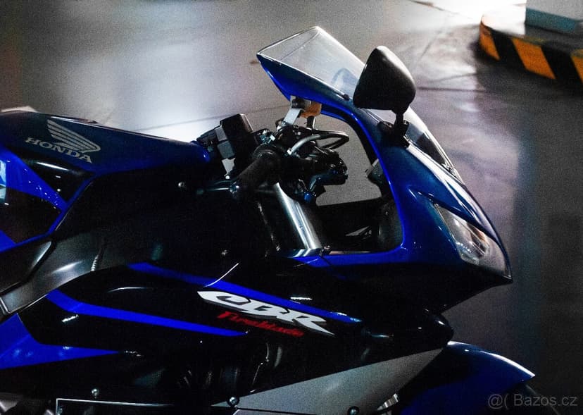 Honda CBR 1000 RR 2005 Fireblade