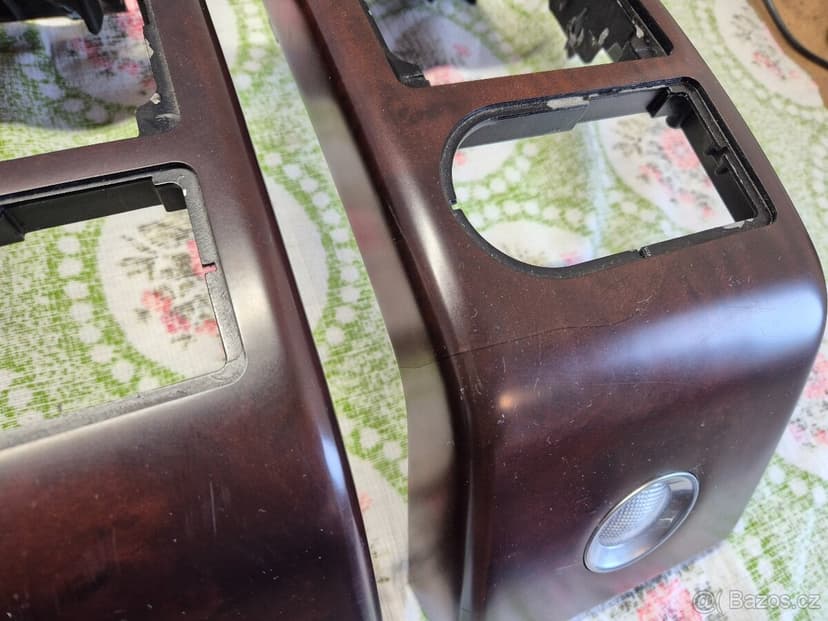 Range Rover L322 2002-2006 výdřeva - tmavé dřevo