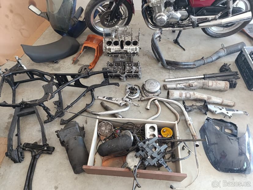 Prodám Honda CB 900 F