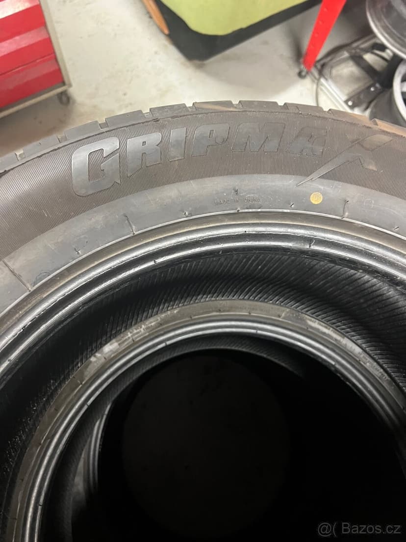 275/55 R19 (letní pneu)