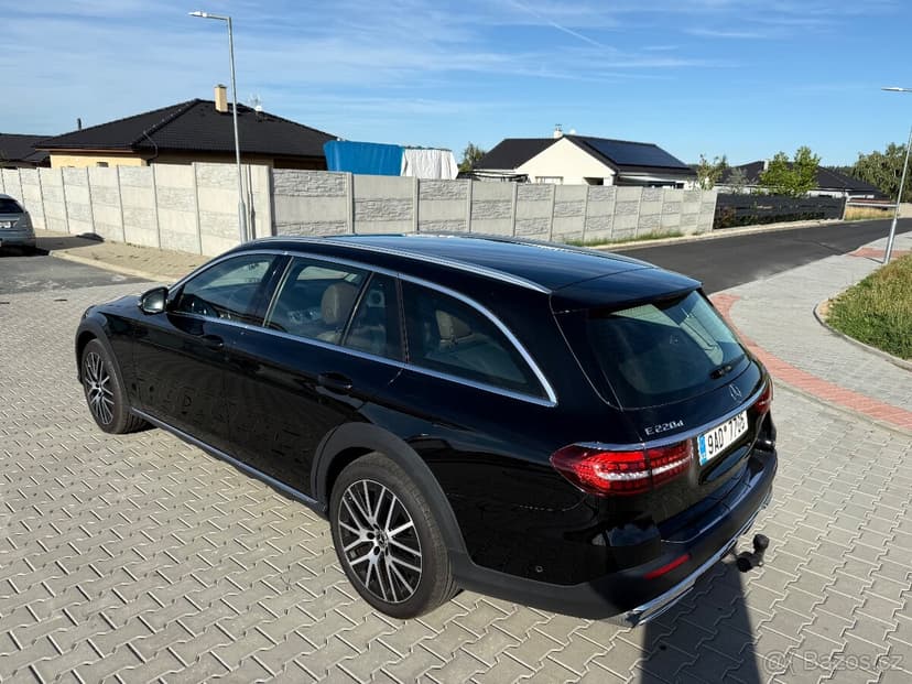 E 220d 4-MATIC ALLTERRAIN,2022,FACELIFT,CZ,DPH,EXTRA STAV