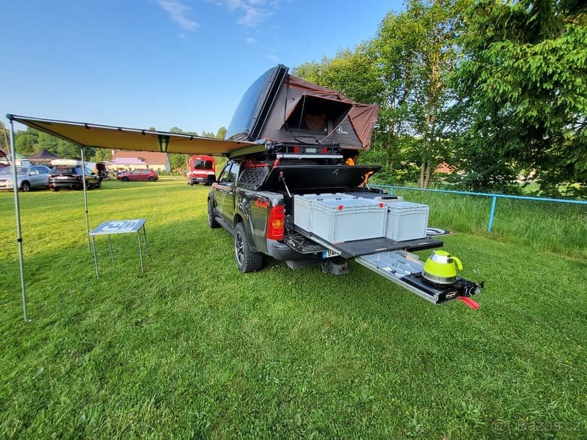 Toyota HILUX 3,0 D, 126 kW, manuál, 2009, EXPEDIČNÍ SPECIÁL