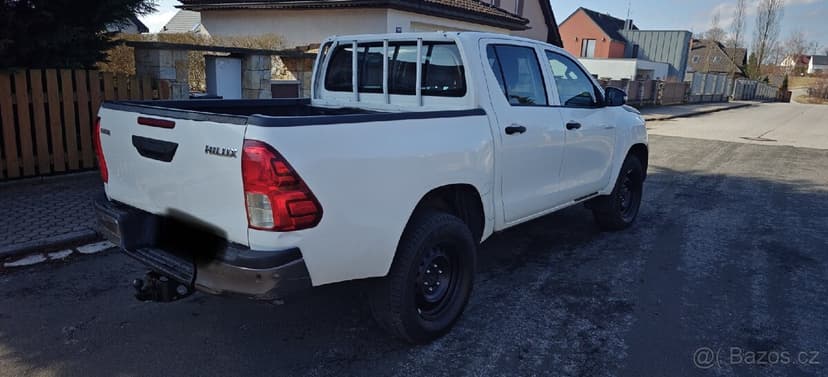 Toyota Hilux 2.4 D4-D CZ 4x4