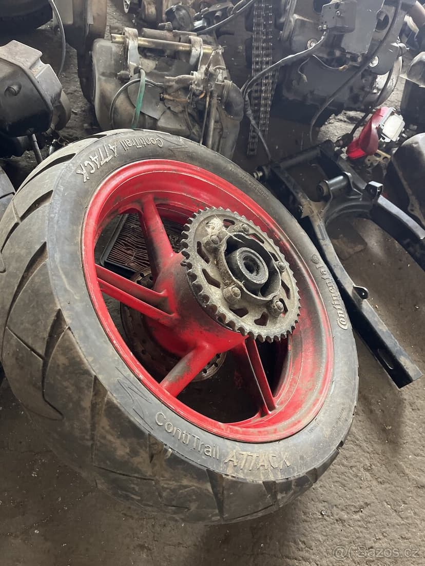 Honda VFR 750 motor, díly