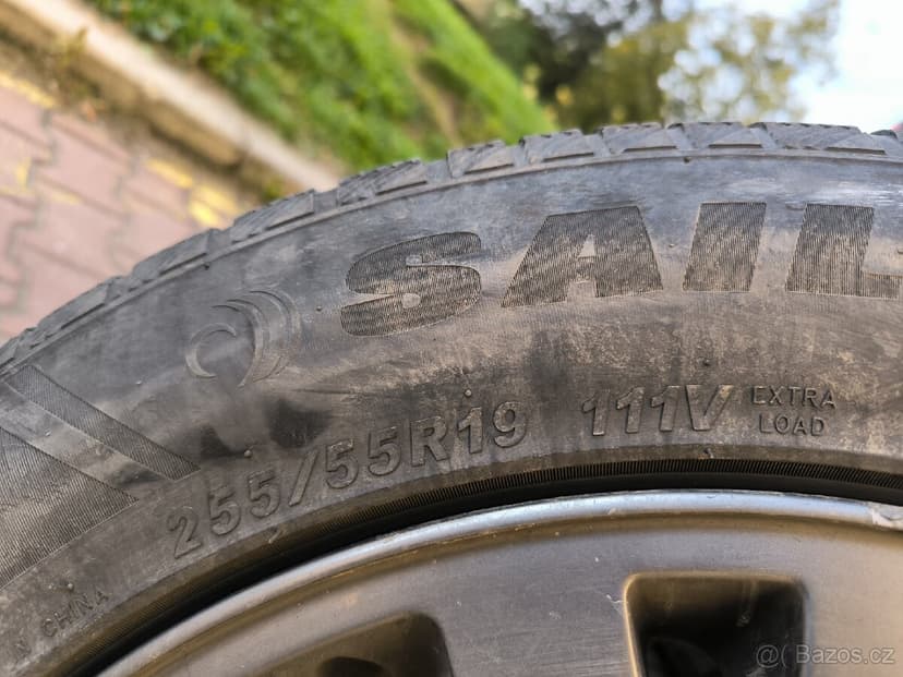 Originál celoroční sada 255/55 r19 Land Rover