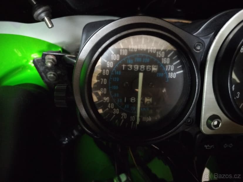 Kawasaki zx7r