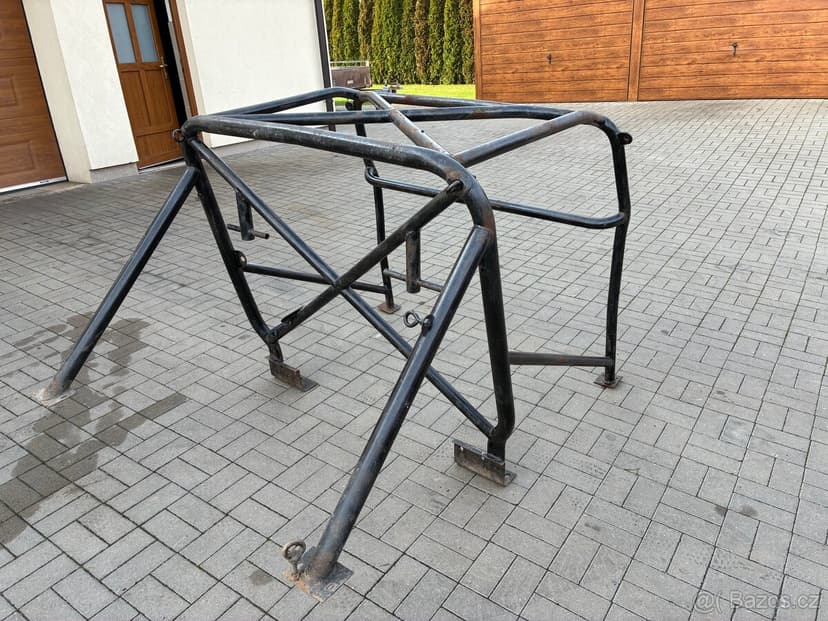 Vnitřní bezpečnostní rám Wrangler YJ