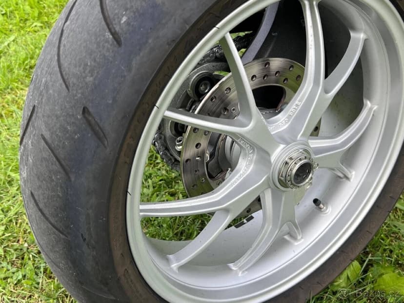 Prodám DUCATI MONSTER 1100