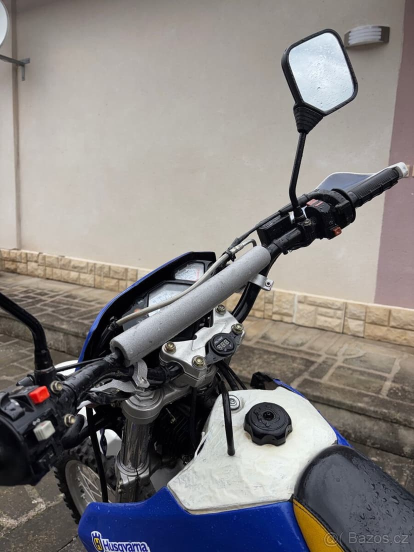 Motorka Husqvarna TE 410 E enduro