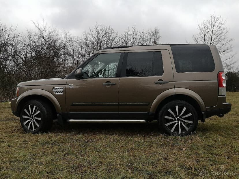LAND ROVER DISCOVERY IV HSE 3.0TD 185KW 2.MAJITELČRDPH