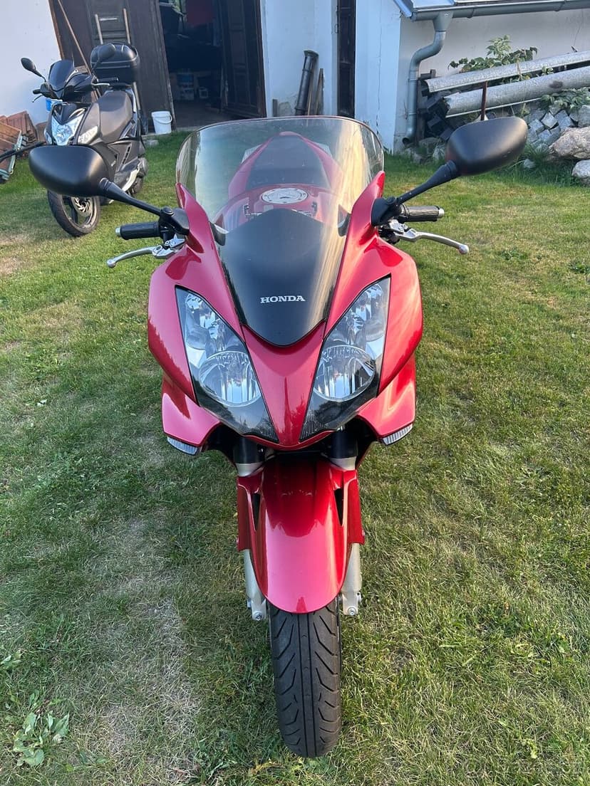 HONDA VFR 800