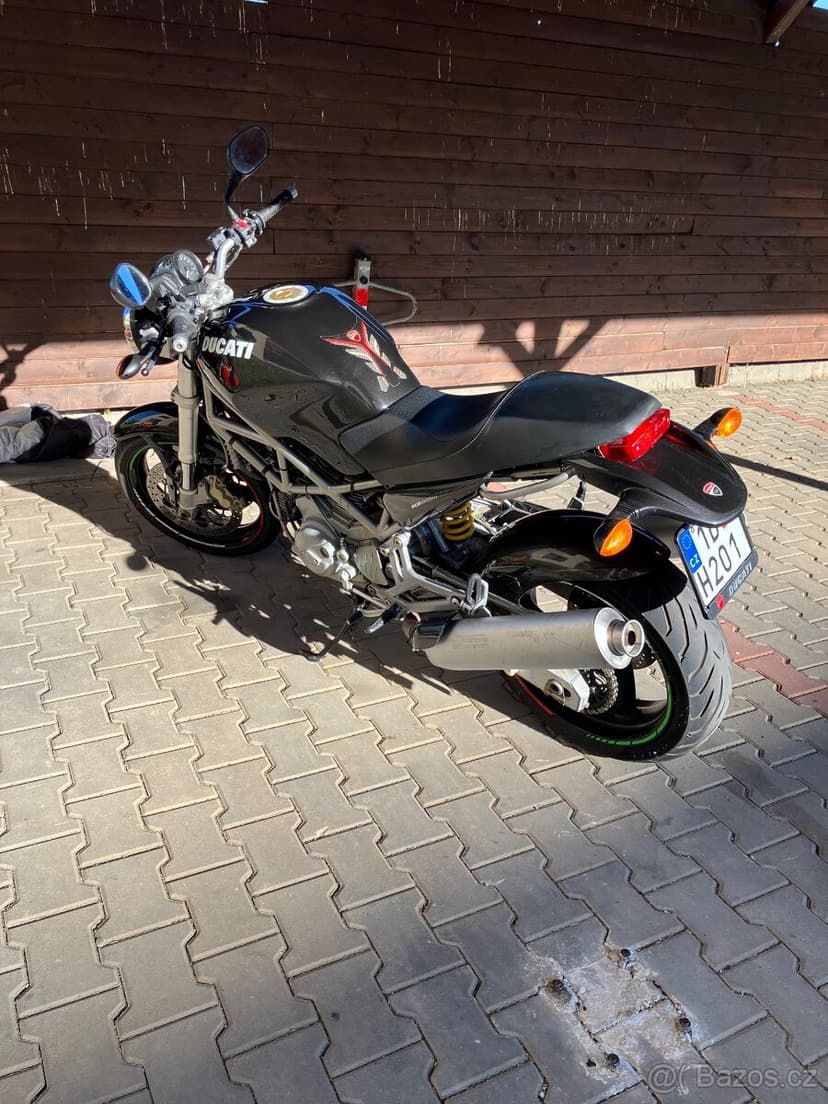Ducati Monster 800ie