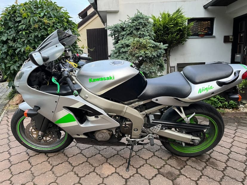 KAWASAKI ZX-6R NINJA