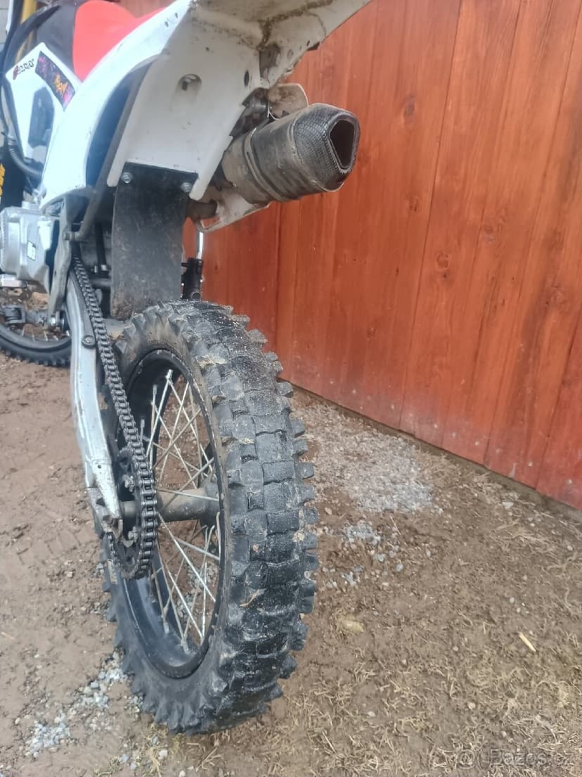 Pitbike WPB 190 s motorem Stomp