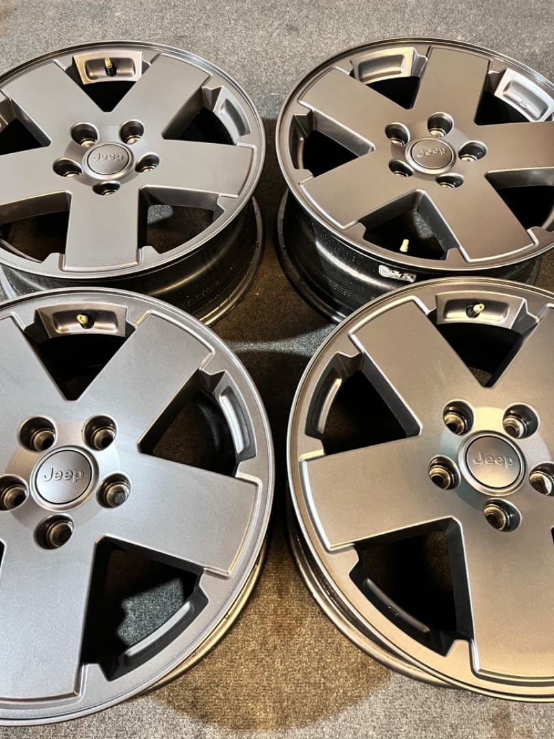 5x127 R18 Jeep Wrangler JK - originál alu disky - senzor -