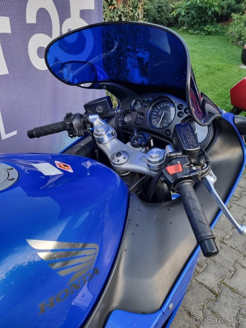 CBR 1100XX Blackbir 199