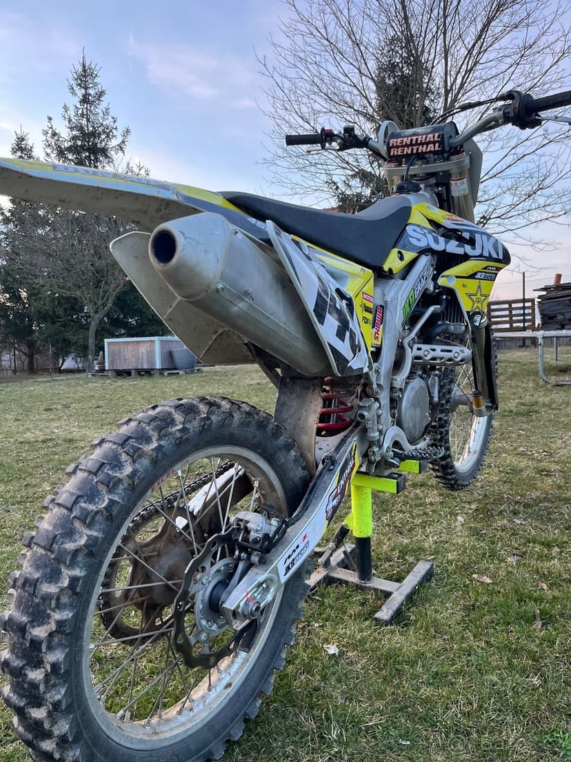 Suzuki rmz 450
